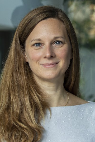 Ein Bild von Prof. Dr. Isabell Stamm.